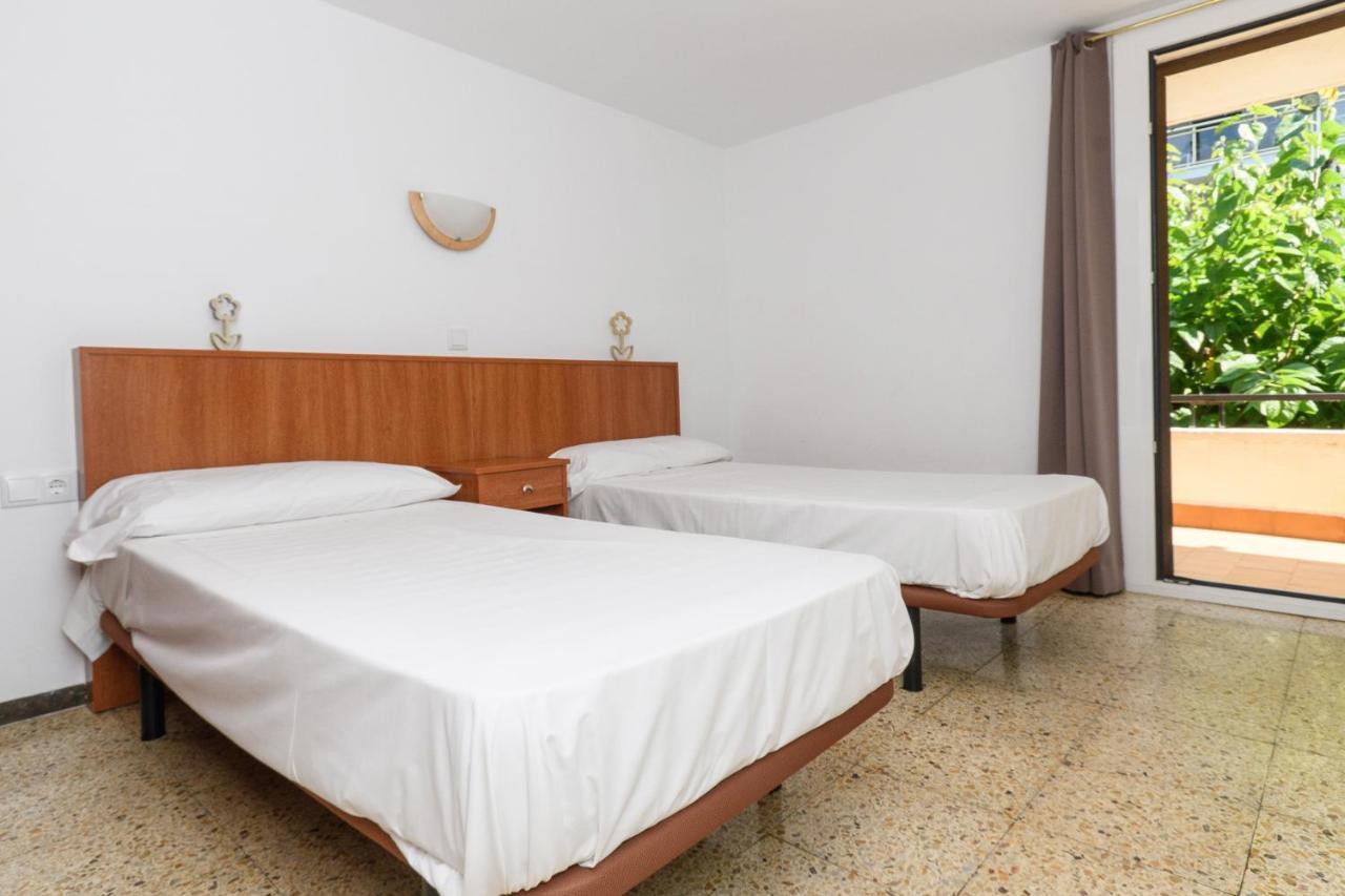 Rentalmar Family Felix Con Parking Incluido Salou Exterior foto